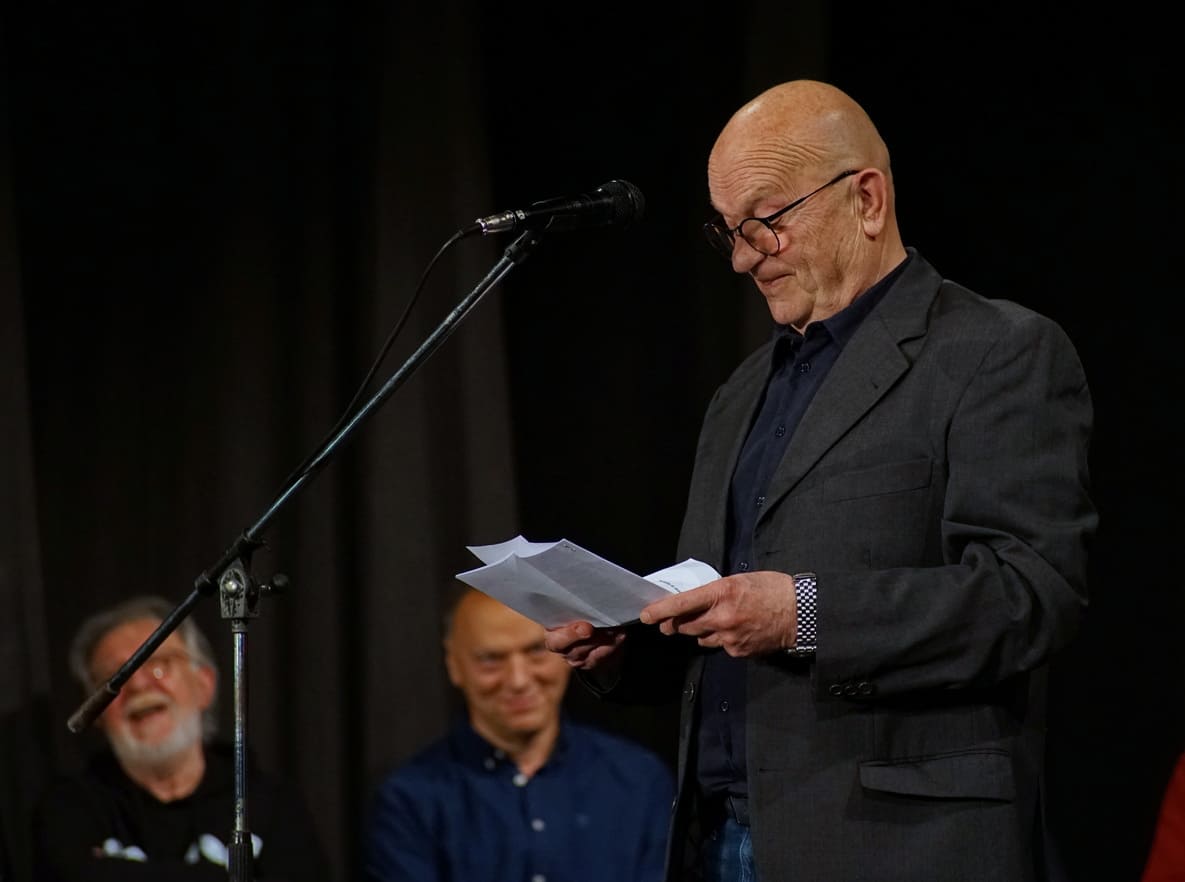 Na 90. rođendanu magazina "Ošišani jež" smejali smo se do suza i za vas izdvojili neke od najboljih aforizama 2 DSC02724 1