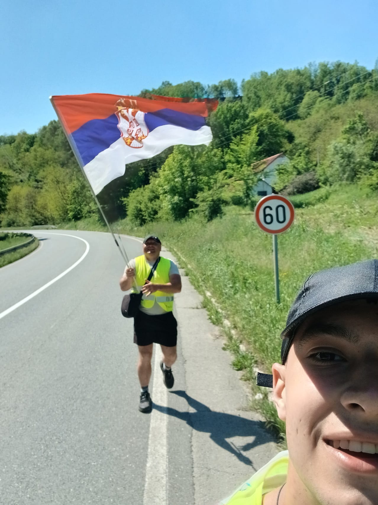 Maturant Vanja Zokić: Hodočašće mladosti sa Vojkanom od Rakovice do Ostroga kao podrška studentima i vojnim veteranima 1 WhatsApp Image 2025 05 30 at 14.40.27