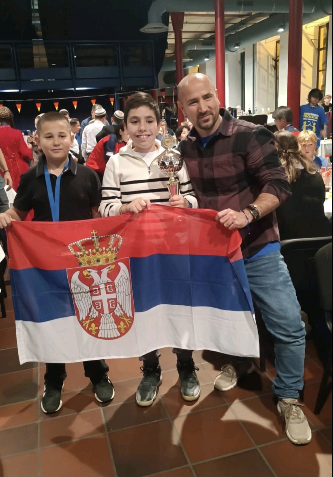 Zlato za Srbiju: Andrej Živanović, trinaestogodišnji šampion sveta u računanju 2 Andrej Zivanovic Malac Genijalac sampion sveta 1