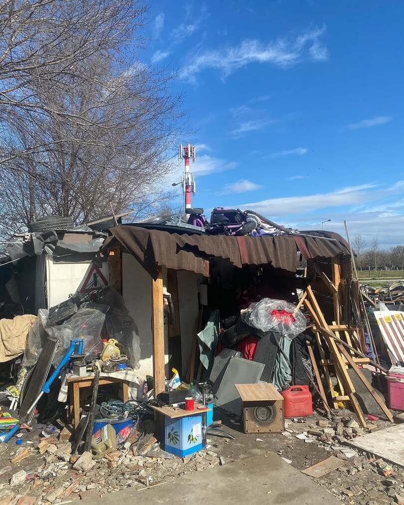 Naša deca žive u ekstremnom siromaštvu u baš ovakvim naseljima. Kod nas mogu da se istuširaju 1 1 1