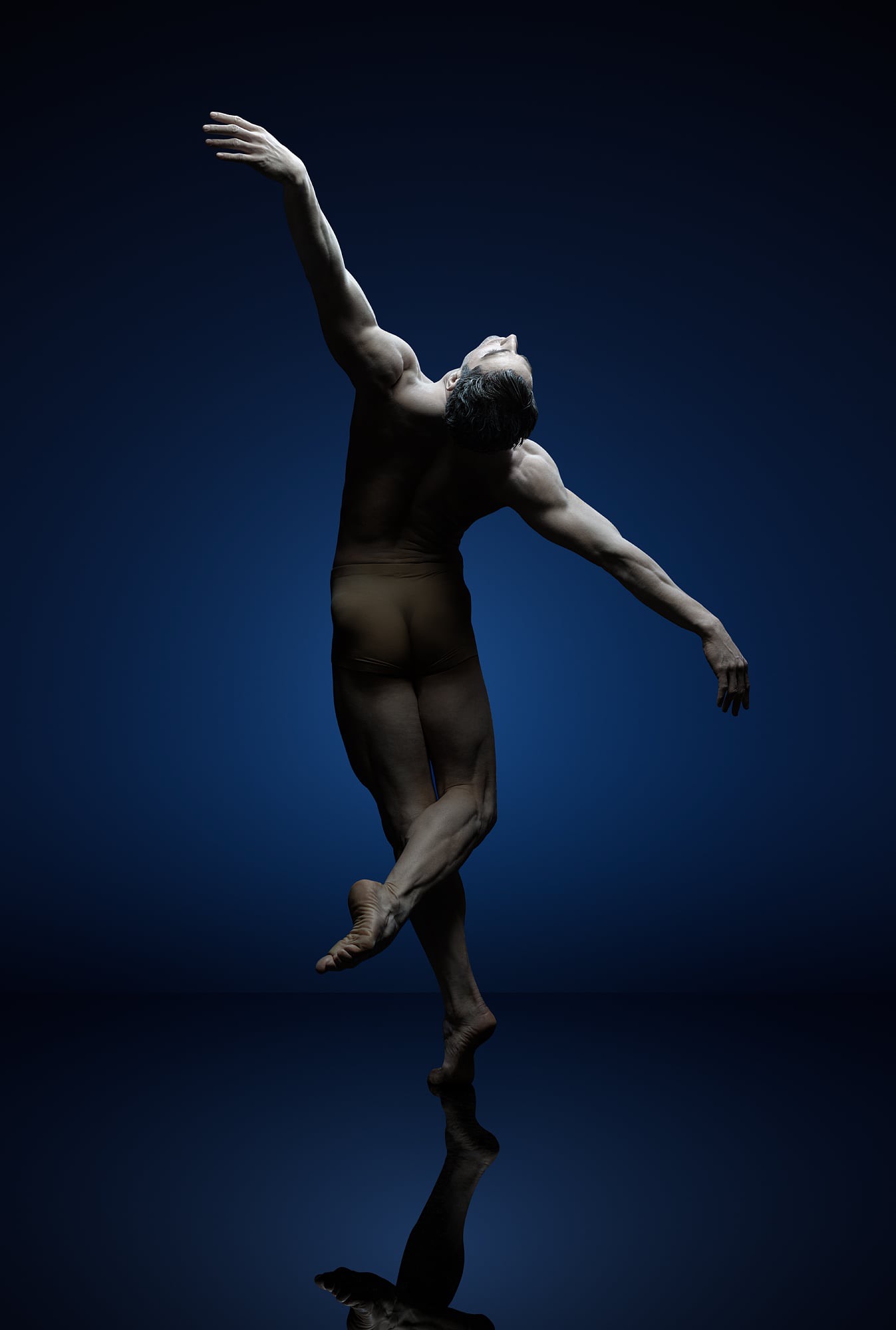 Svetska baletska zvezda Esnel Ramos prvi put sa Baletom SNP u Novom Sadu – 30. i 31. januara 4 Baletska zvezda uskoro u Novom Sadu