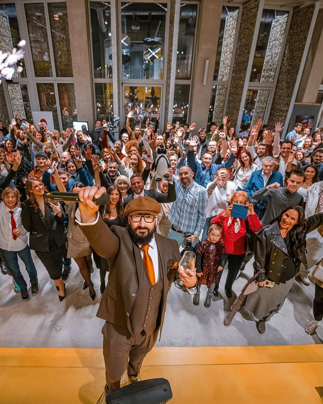 Fotografija kao susret ljudi i solidarnosti: izložba „People of the World“ Marka EDGE-a u Ložionici