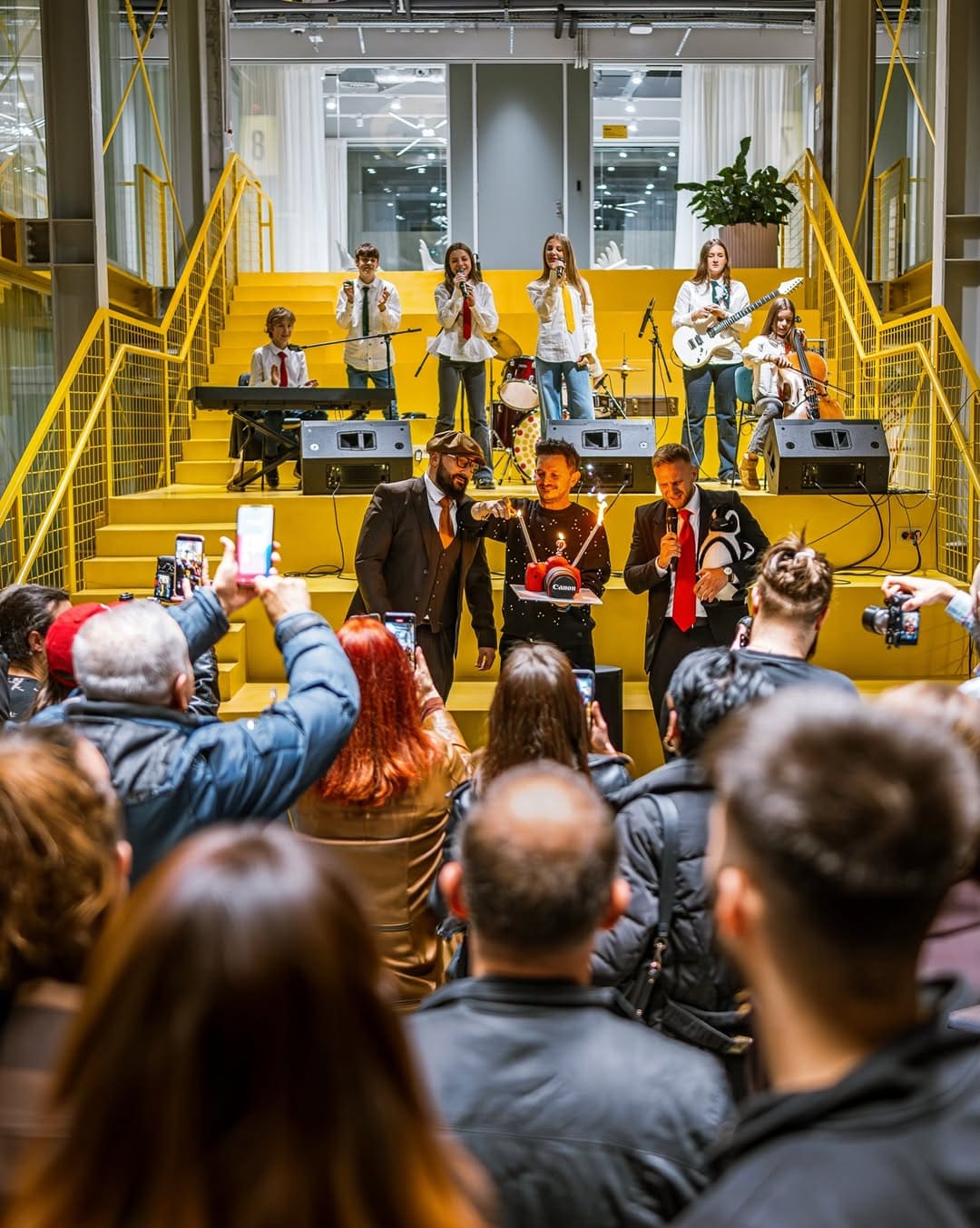 Fotografija kao susret ljudi i solidarnosti: izložba „People of the World“ Marka EDGE-a u Ložionici