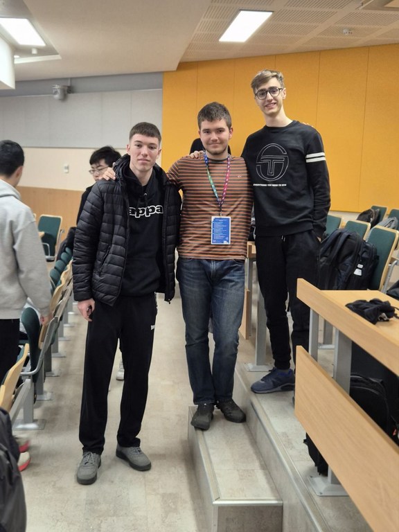 Četiri zlata i srebro: učenici Matematičke gimnazije postigli najbolji rezultat do sada na olimpijadi iz fizike