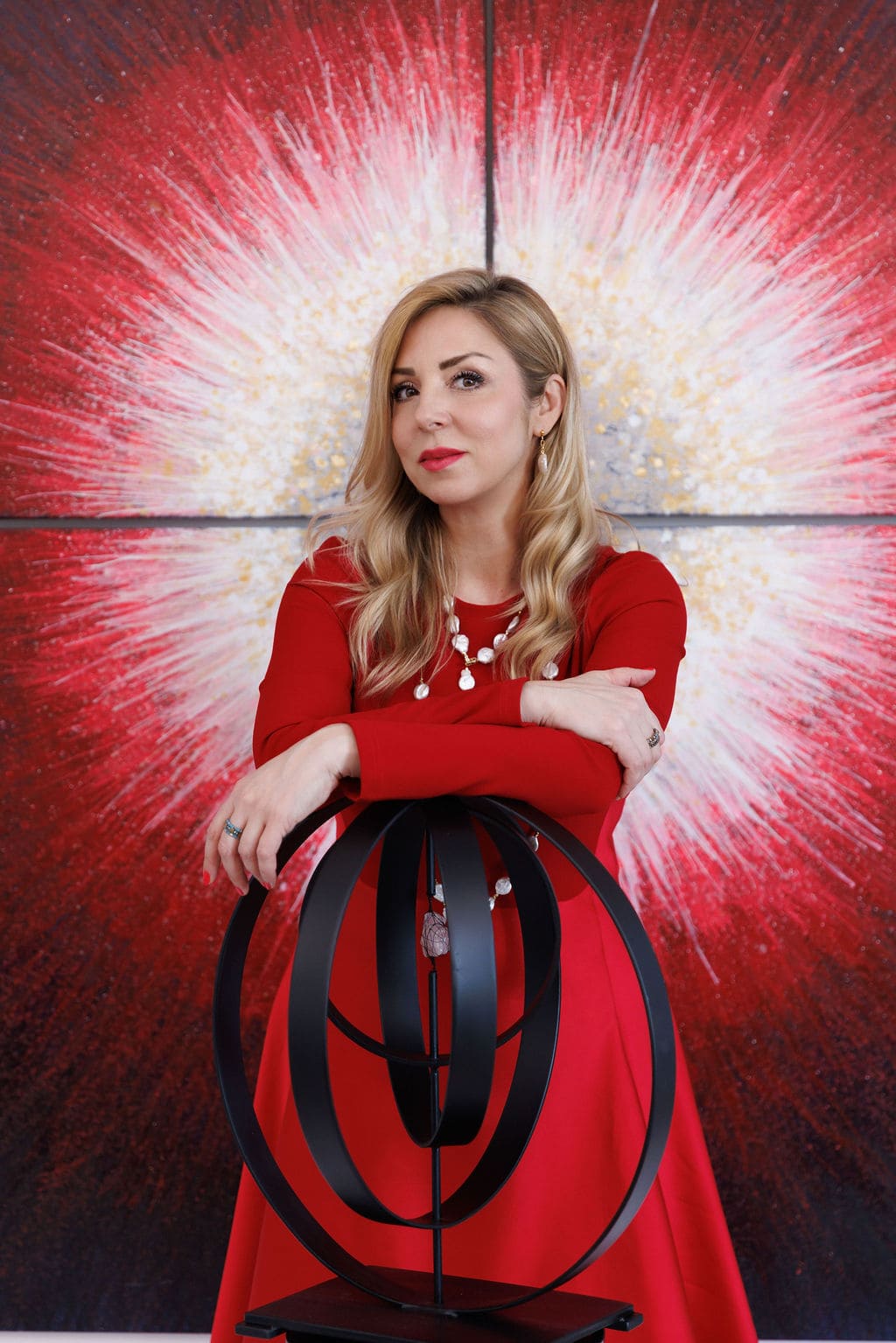 Ana Pavlović Kesar o izložbi „Zaplet i rasplet“: „Glasam za zaplete inteligencije, dobrote i ljubavi“ 4 Ana Pavlović Kesar o izložbi „Zaplet i rasplet“: „Glasam za zaplete inteligencije, dobrote i ljubavi“