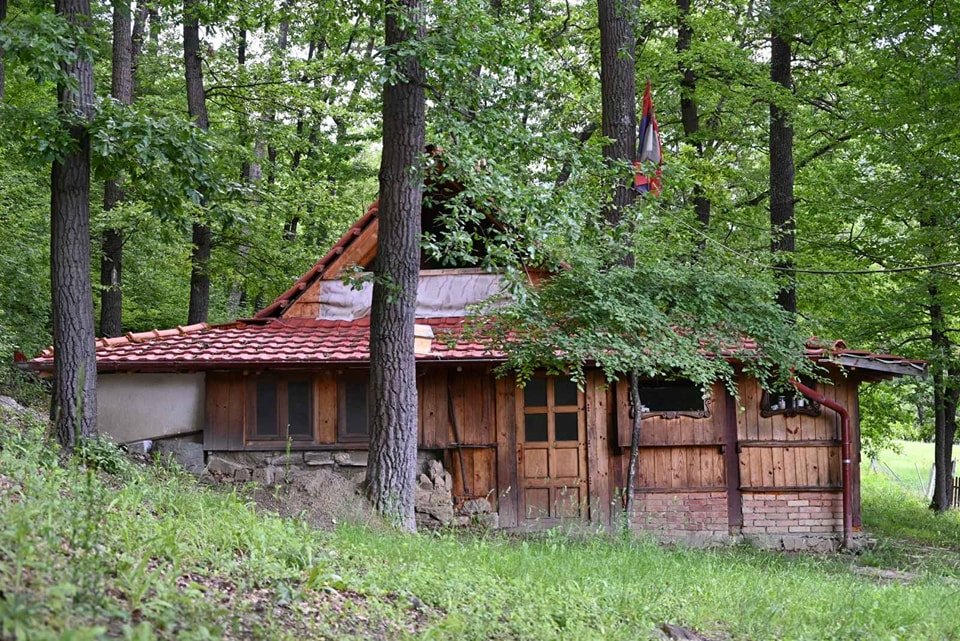 Manastir Ceranjska reka: Svetinja skrivena u šumi koja čuva predanje o kosovskim junacima 4 Manastir Ceranjska reka: Svetinja skrivena u šumi koja čuva predanje o kosovskim junacima