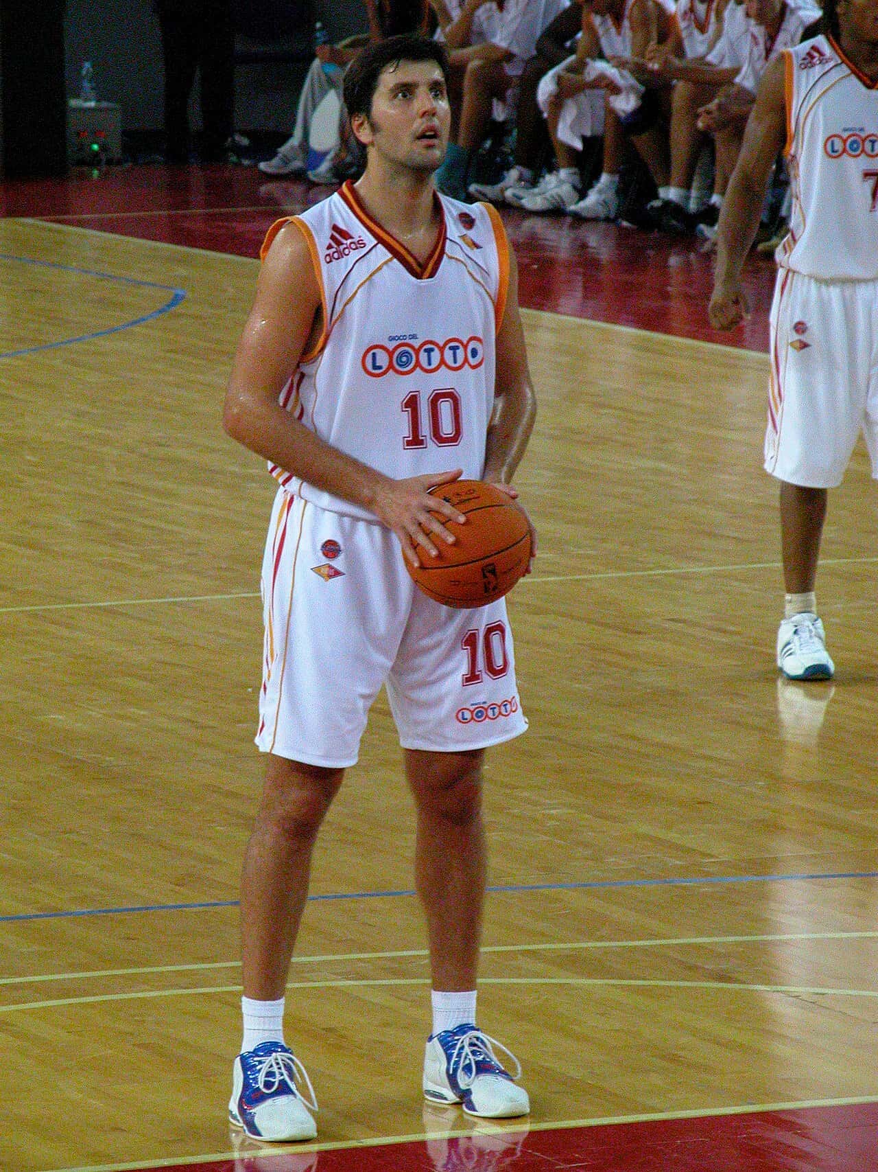 Dejan Bodiroga - od malog Kleka do legende svetske košarke 1 Dejan Bodiroga - od malog Kleka do legende svetske košarke